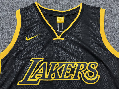 LA Lakers Kobe Bryant Gold Edition